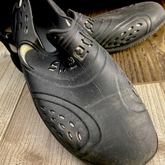 Speedo - Picture 1 of 3